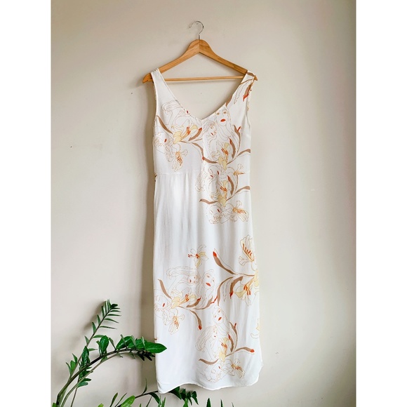 Little Moon Akila Dress - Picture 1 of 6